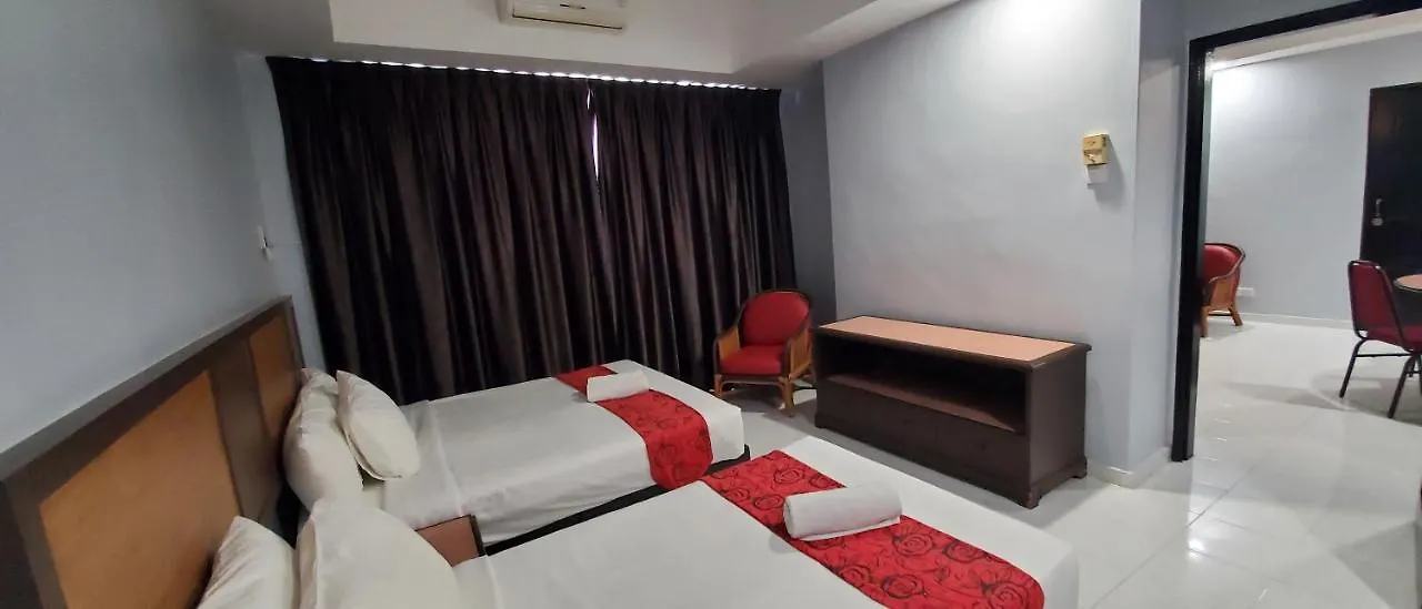 Leisure Cove Hotel And Apartments