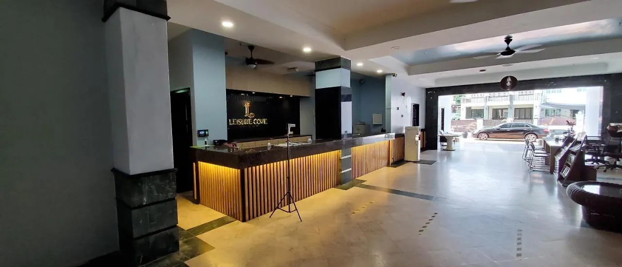 Leisure Cove Hotel And Apartments
