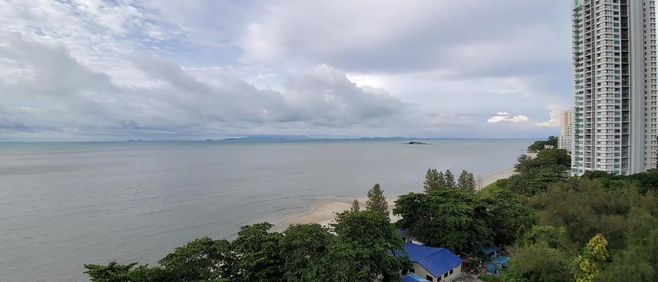 Leisure Cove Hotel And Apartments