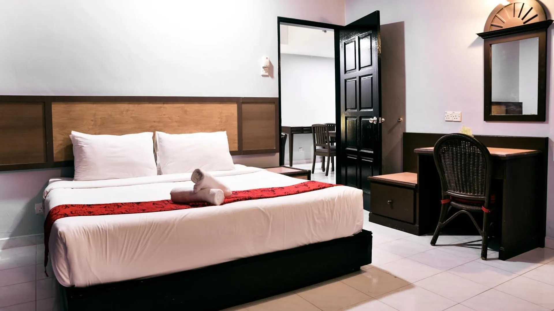 Leisure Cove Hotel And Apartments Malaysia