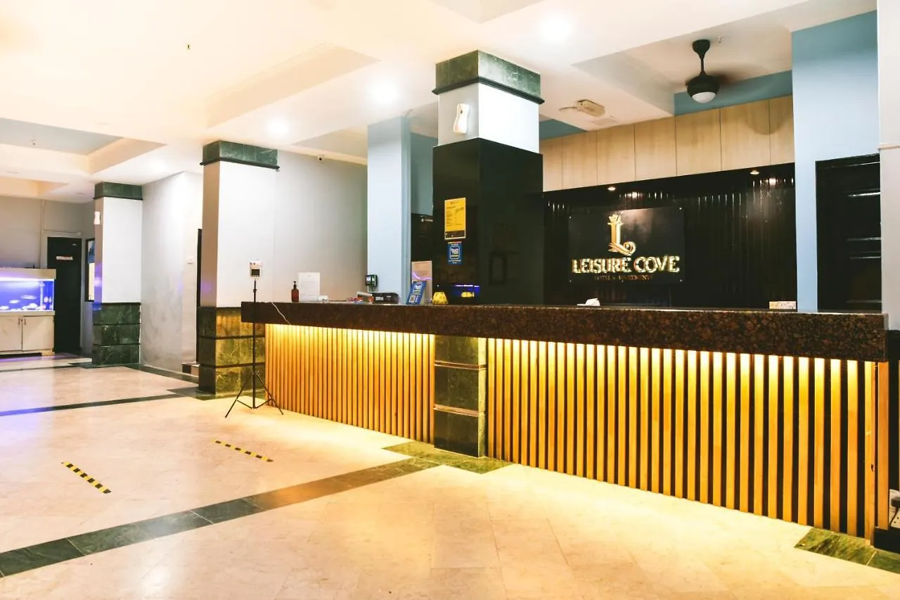 Leisure Cove Hotel And Apartments
